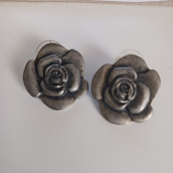 Jewelry - Pewter colored metal rose shaped pierced earrings